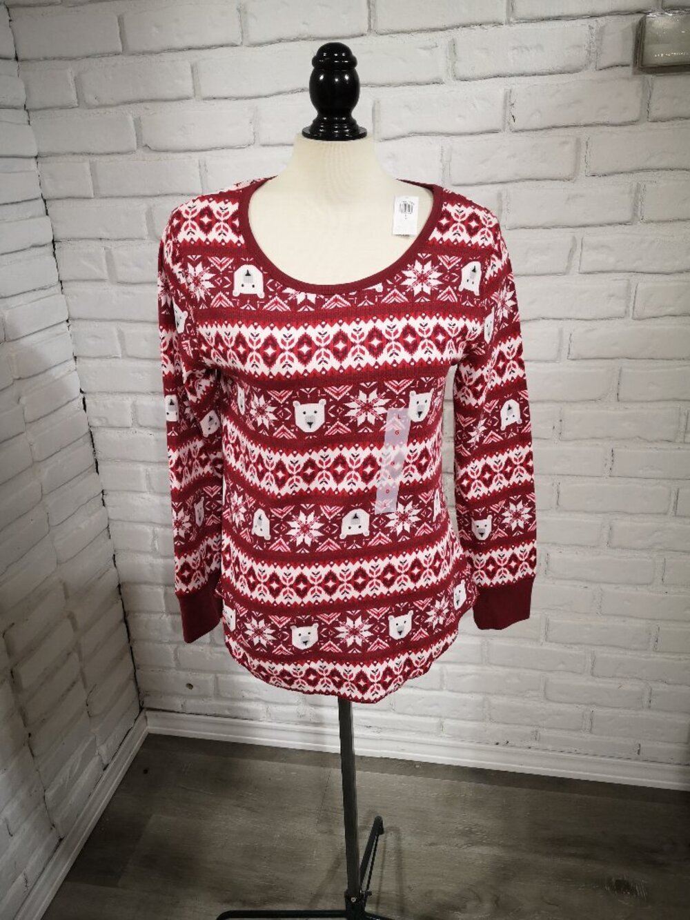 NWT Old Navy Ladies Size Large Burgundy Red & White Patterned Waffle PJ Top Only